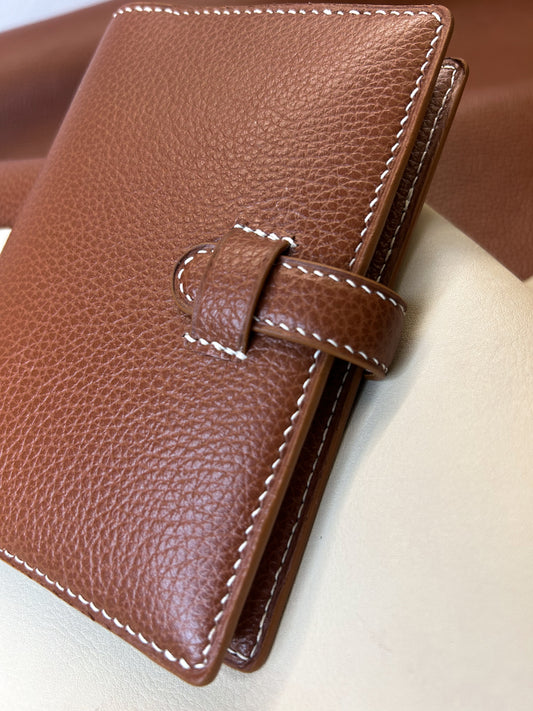 Étui à passeport artisanal