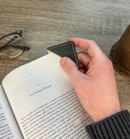 Marque page de coin en cuir